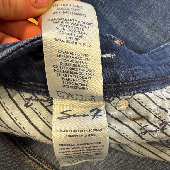 Seven 7 Womens blue jeans size 22 EUC - Picture 7 of 10